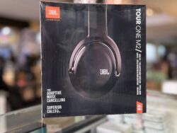 Auricular Vincha Simil JBL Tour One M2 Bluetooth