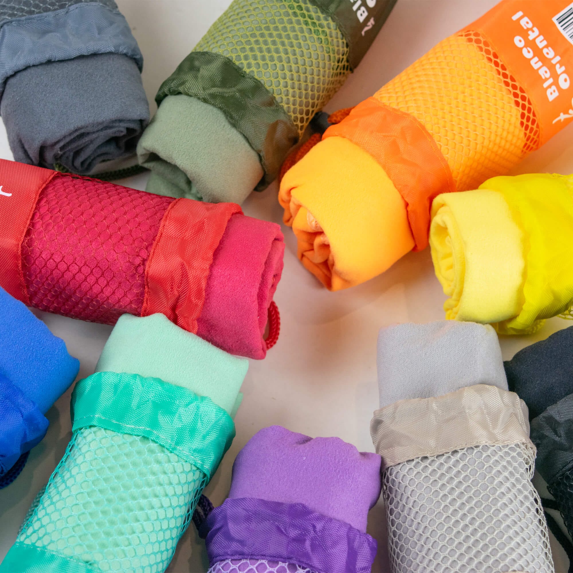 Toalla Microfibra Deportiva De Secado Rápido 35cm x 50cm - Image 3