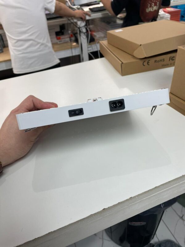 Panel LED de Cultivo Full Spectrum 22,8x22,8x2cm - Image 2