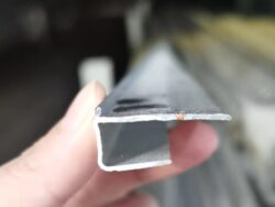 Cerramiento aluminio para policarbonato 38mm x 6 metros  compacto y alovelar