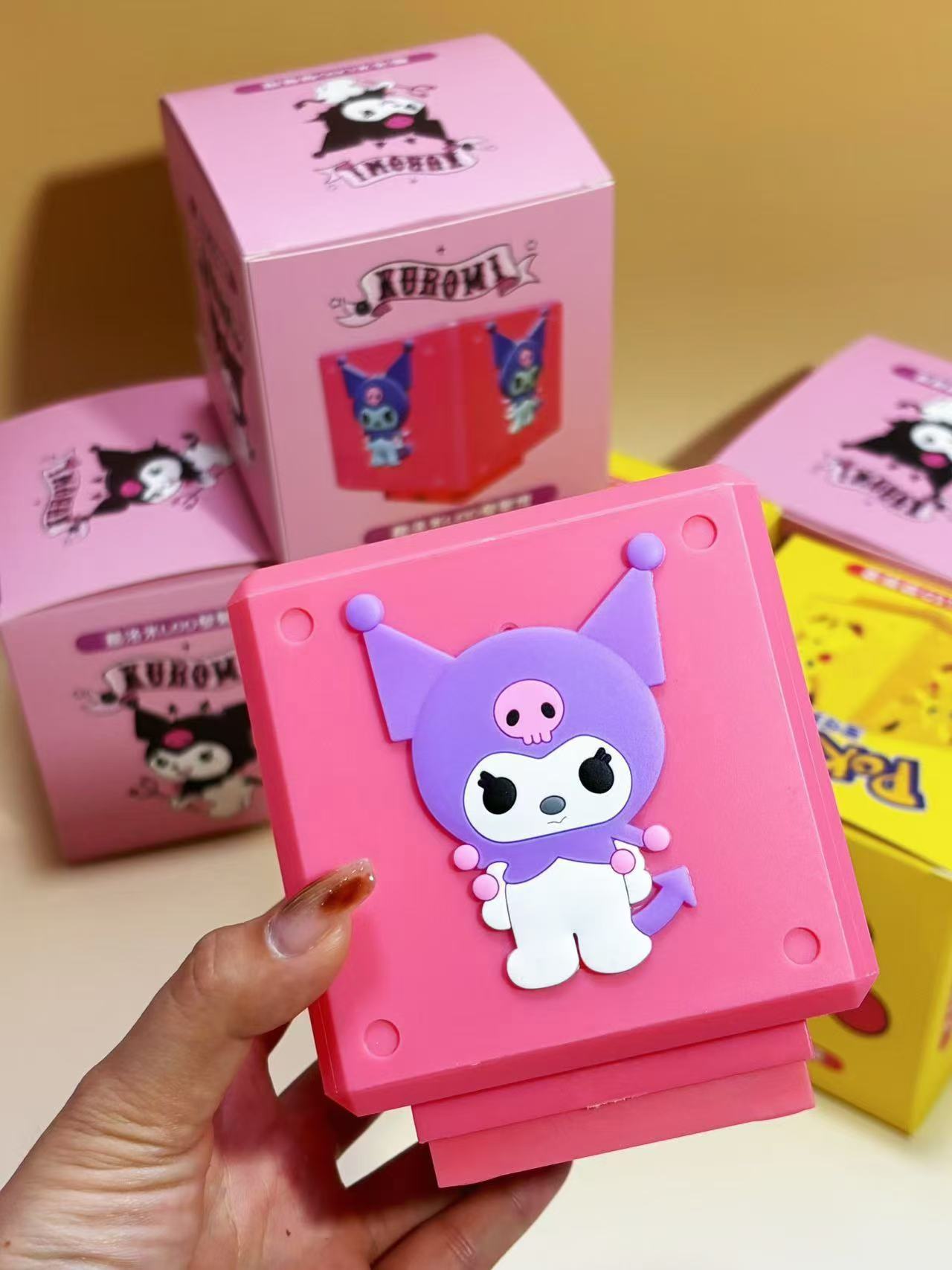 Lampara Velador Con Sonido Touch Cubo De Mesa Kuromi - Image 2