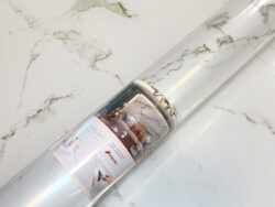 Rollo Vinilo Autoadhesivo Blanco Con Lineas Negras Marmol Calacatta 1,20mts x 3mts