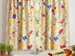 Cortina De Cocina Microfibra con Pasa Caño 1.10MTS C4090