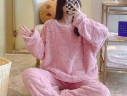 Conjunto Pijama Polar Corazones KD202