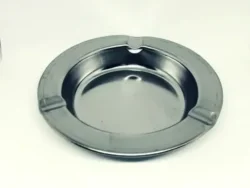 Cenicero Metalico Redondo en Bolsa