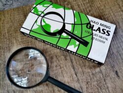 Lupa 60mm Magnifying Glass Caja Blanca y Verde