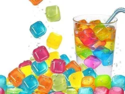 Cubos de hielo de plasticos