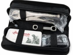 Kit de Reparacion Para Bicicleta con Maletin Negro BLC-21A