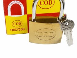 Candado De Hierro De 63mm Color Dorado GW-63L