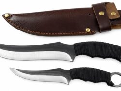 cuchillos tacticos curvos con mangos envueltos funda marron D-31821